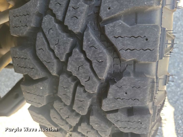 image for item DZ7052 1993 Chevrolet K3500 pickup truck