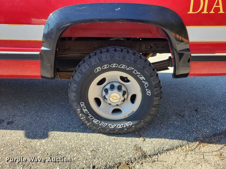 image for item DZ7052 1993 Chevrolet K3500 pickup truck