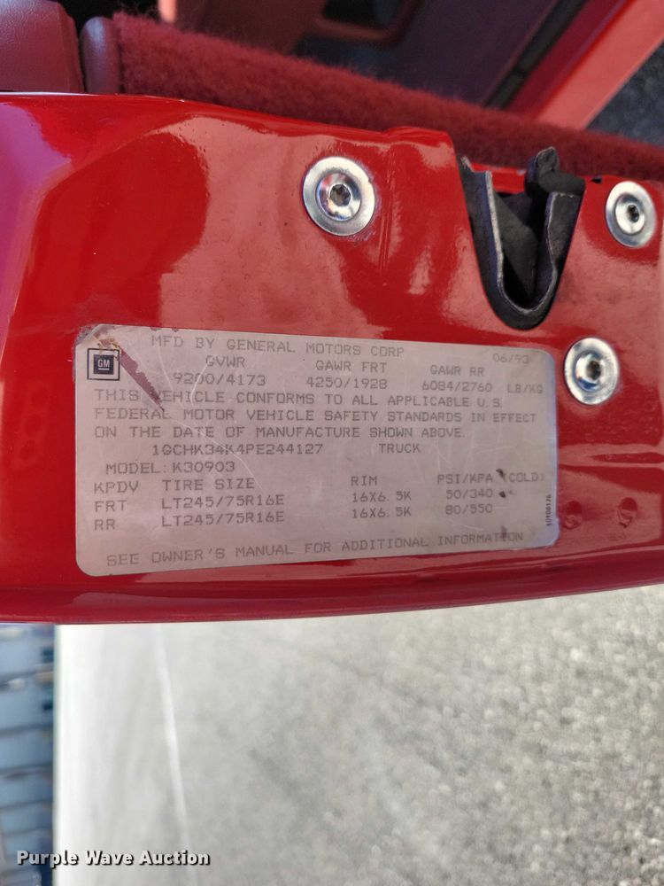 image for item DZ7052 1993 Chevrolet K3500 pickup truck