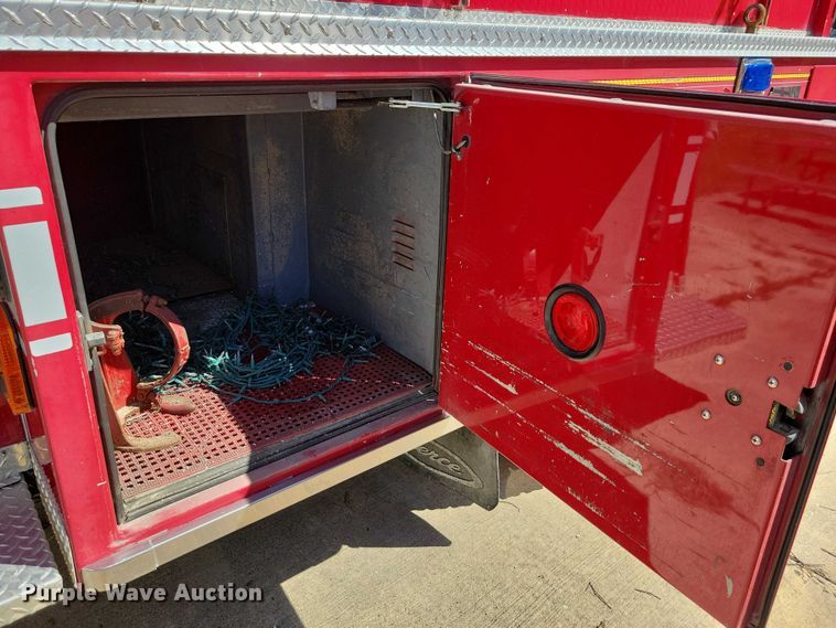 image for item DZ7054 1998 Pierce Manufacturing Arrow pumper fire truck