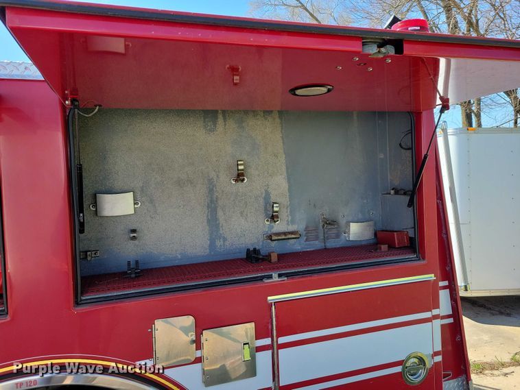 image for item DZ7054 1998 Pierce Manufacturing Arrow pumper fire truck