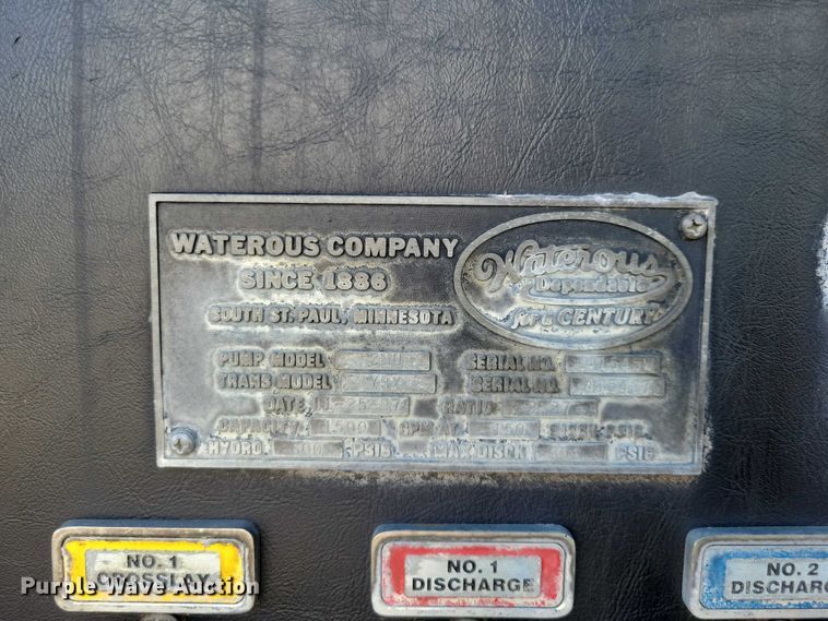 image for item DZ7054 1998 Pierce Manufacturing Arrow pumper fire truck