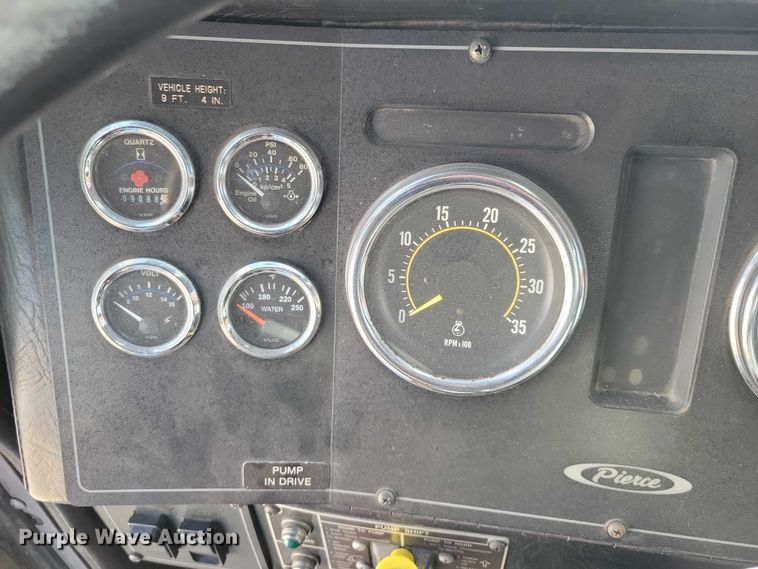 image for item DZ7054 1998 Pierce Manufacturing Arrow pumper fire truck