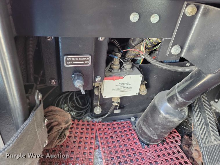 image for item DZ7054 1998 Pierce Manufacturing Arrow pumper fire truck