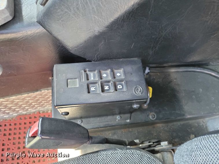 image for item DZ7054 1998 Pierce Manufacturing Arrow pumper fire truck