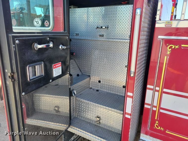 image for item DZ7054 1998 Pierce Manufacturing Arrow pumper fire truck