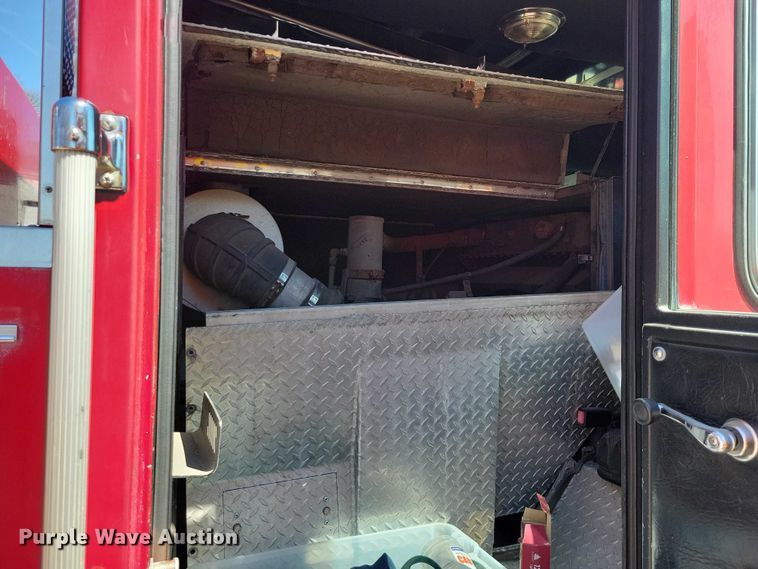 image for item DZ7054 1998 Pierce Manufacturing Arrow pumper fire truck