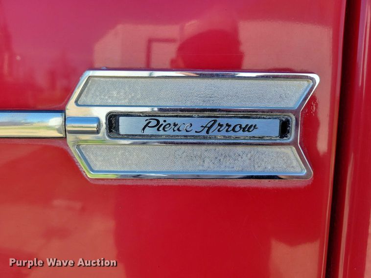 image for item DZ7054 1998 Pierce Manufacturing Arrow pumper fire truck