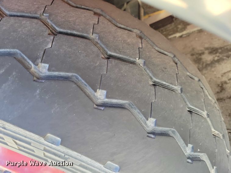 image for item DZ7054 1998 Pierce Manufacturing Arrow pumper fire truck