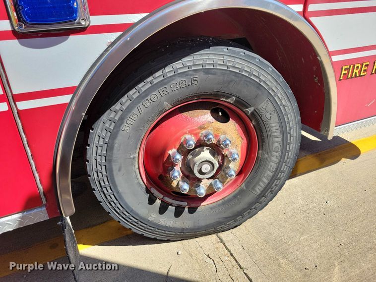 image for item DZ7054 1998 Pierce Manufacturing Arrow pumper fire truck