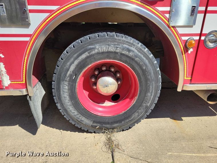 image for item DZ7054 1998 Pierce Manufacturing Arrow pumper fire truck