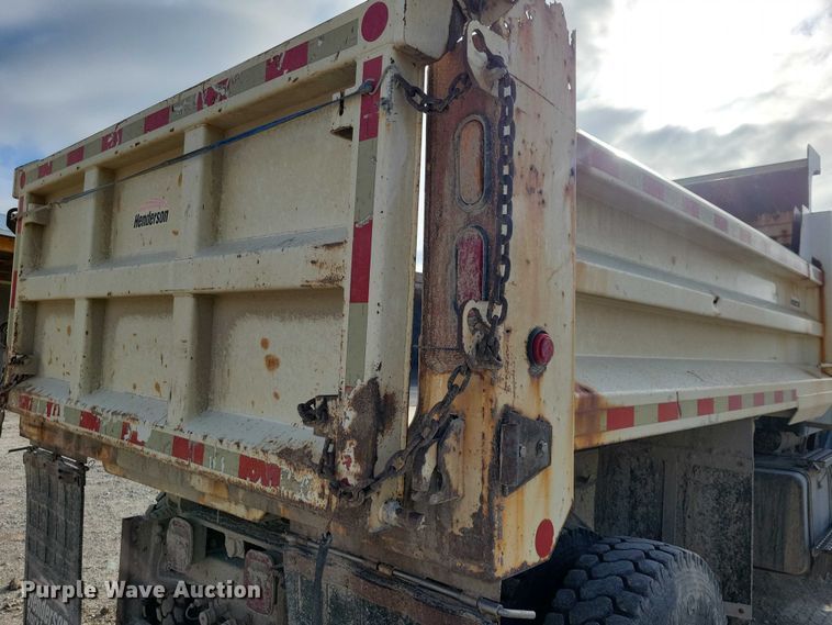 image for item DZ7064 1997 Ford L8501 dump truck