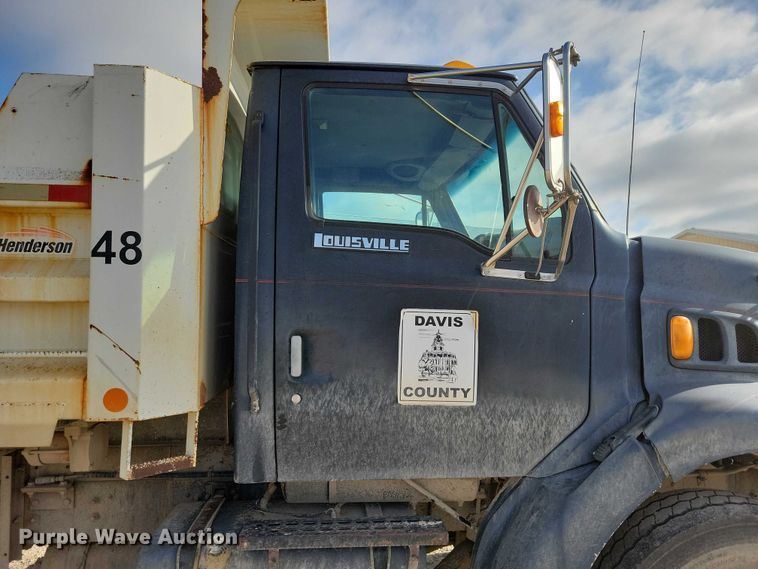 image for item DZ7064 1997 Ford L8501 dump truck