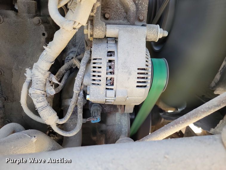 image for item DZ7064 1997 Ford L8501 dump truck