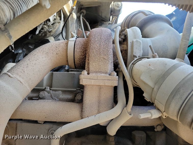 image for item DZ7064 1997 Ford L8501 dump truck