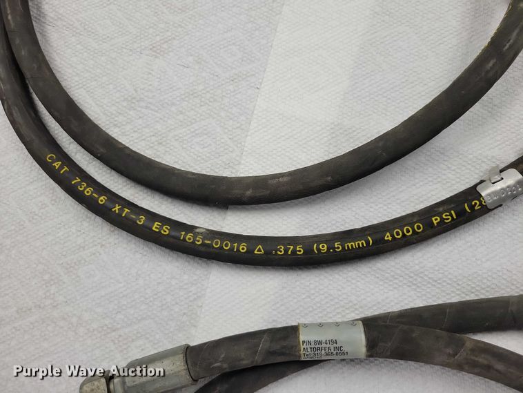 image for item DZ7067 Caterpillar hydraulic hoses