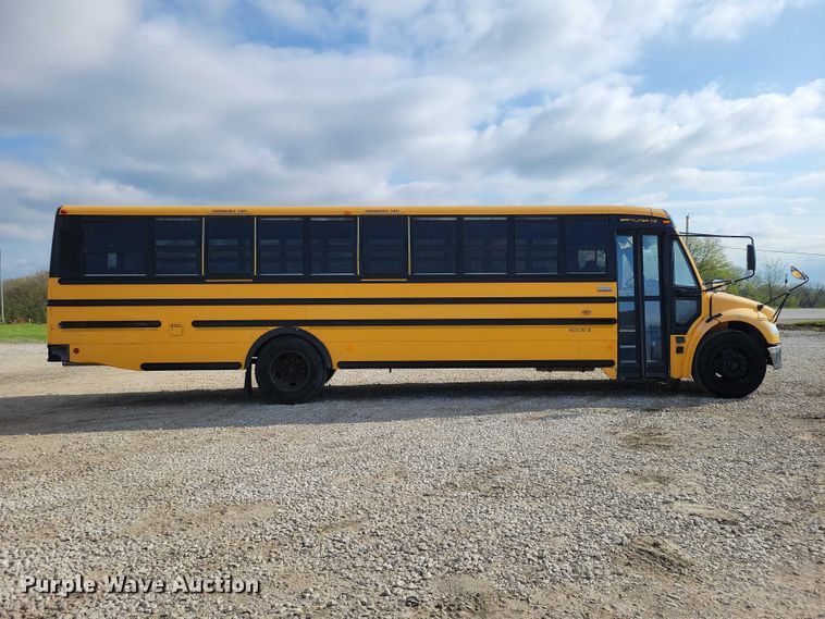 image for item DZ7077 2007 Thomas B2 Bus Chassis school bus