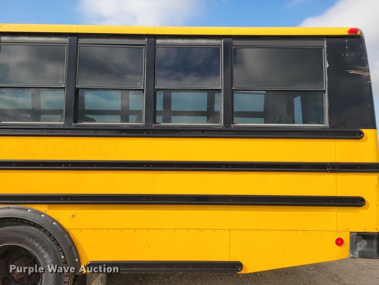 image for item DZ7077 2007 Thomas B2 Bus Chassis school bus