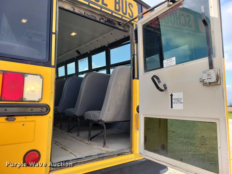 image for item DZ7077 2007 Thomas B2 Bus Chassis school bus
