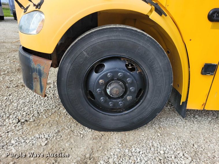 image for item DZ7077 2007 Thomas B2 Bus Chassis school bus