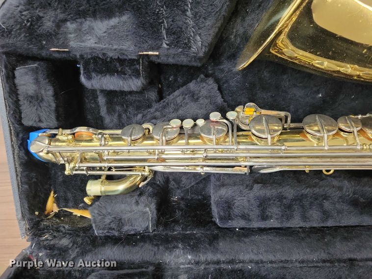 image for item DZ7078 Buescher 400 saxophone