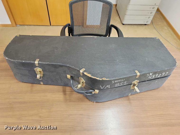 image for item DZ7078 Buescher 400 saxophone