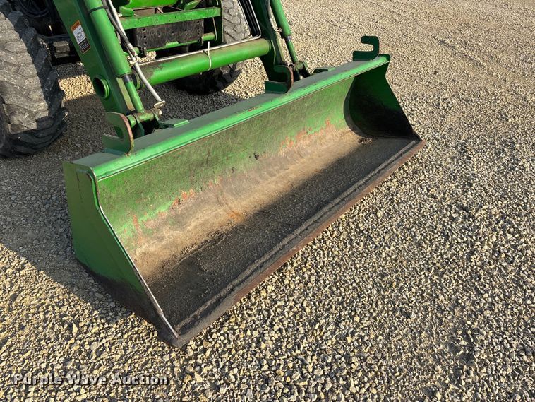 image for item EA4830 2007 John Deere 4520 MFWD tractor