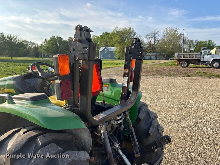 image for item EA4830 2007 John Deere 4520 MFWD tractor