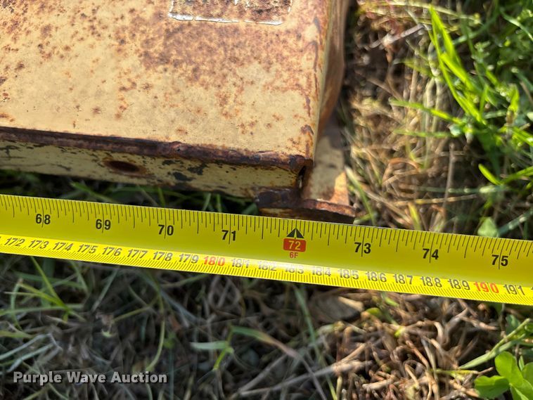 image for item EA4830 2007 John Deere 4520 MFWD tractor