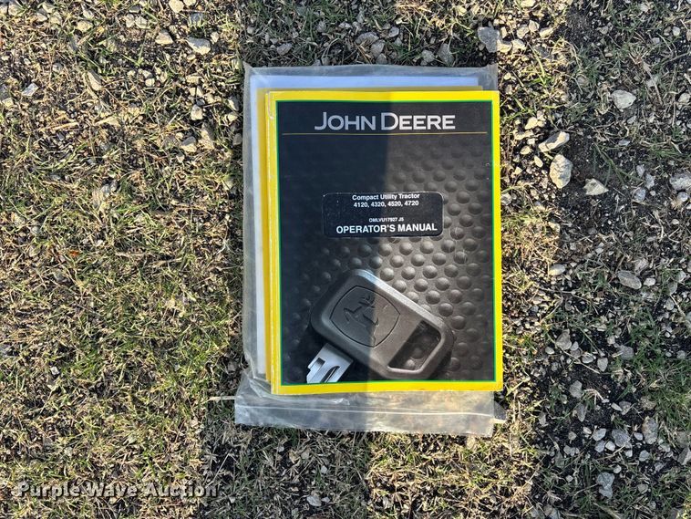 image for item EA4830 2007 John Deere 4520 MFWD tractor