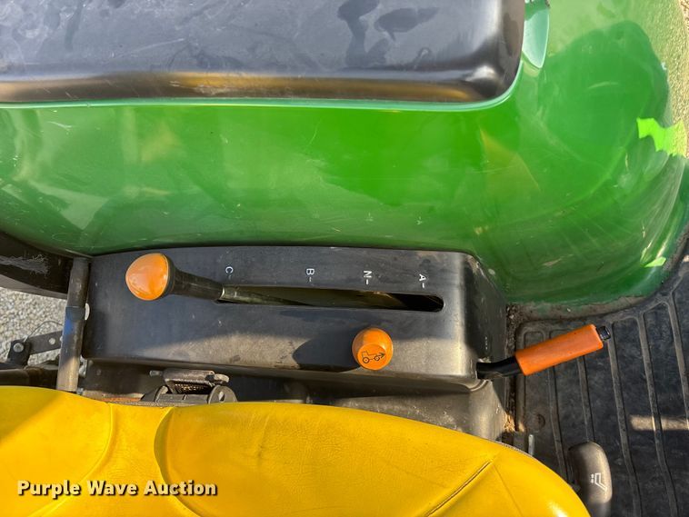 image for item EA4830 2007 John Deere 4520 MFWD tractor