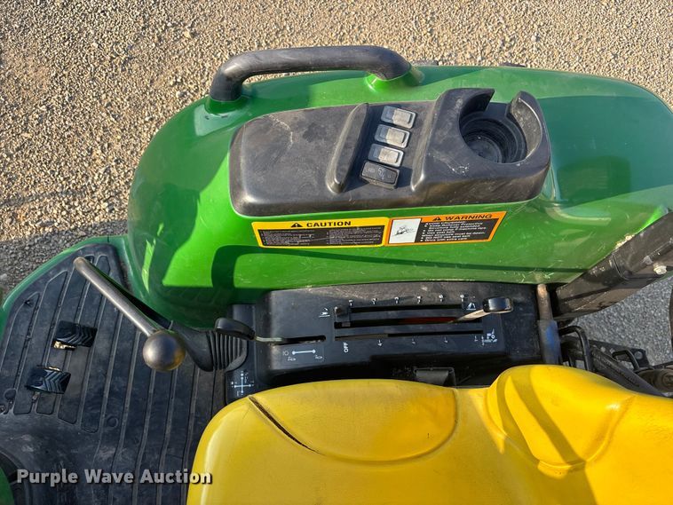 image for item EA4830 2007 John Deere 4520 MFWD tractor