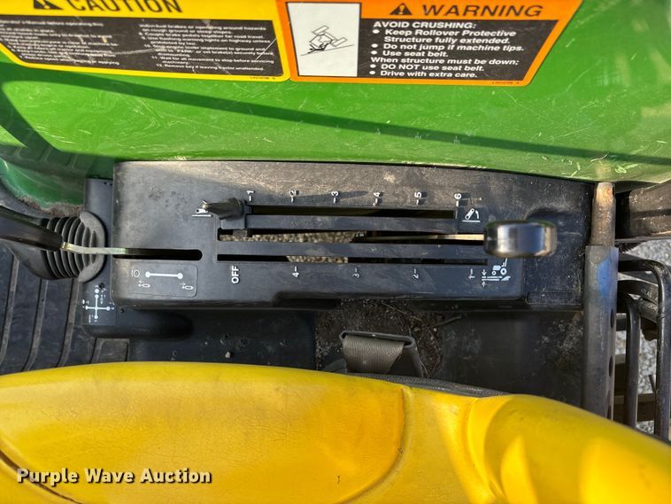 image for item EA4830 2007 John Deere 4520 MFWD tractor