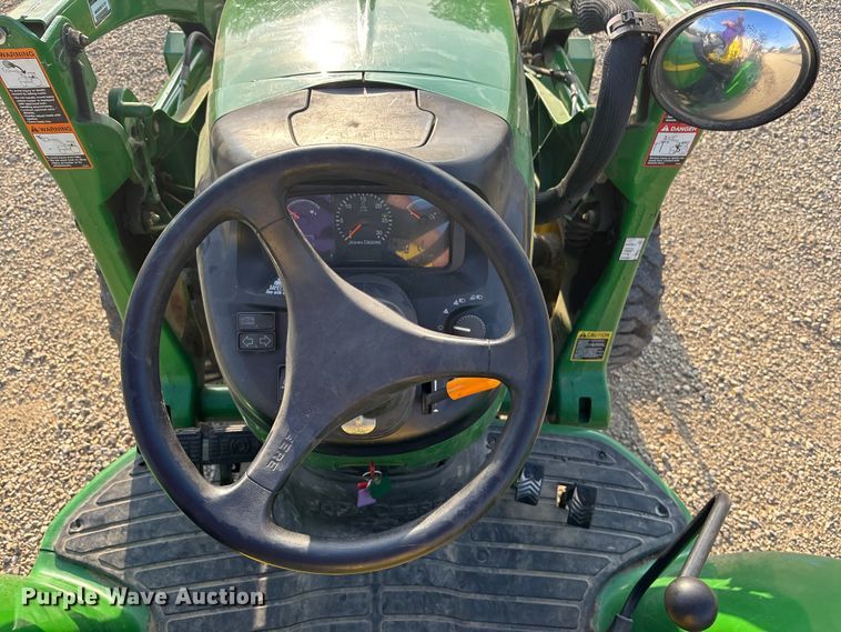 image for item EA4830 2007 John Deere 4520 MFWD tractor