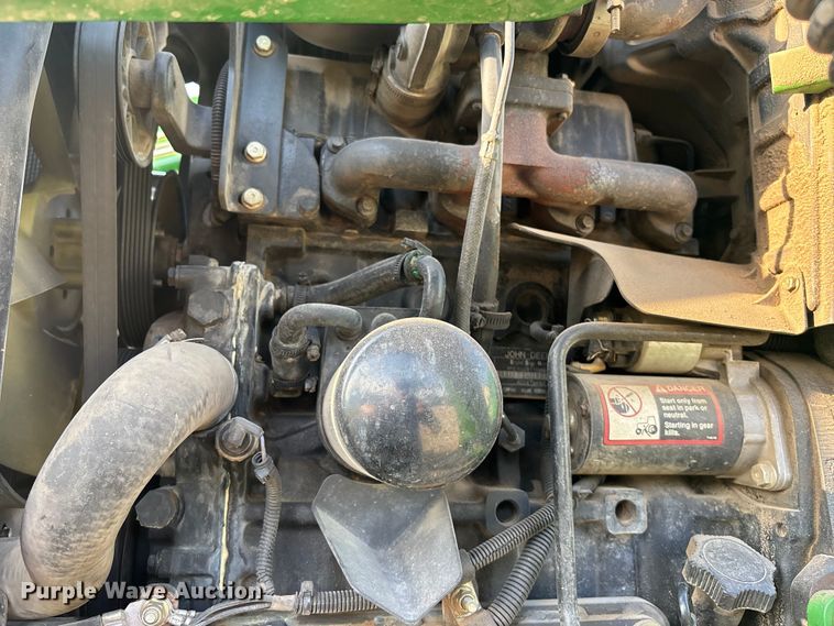 image for item EA4830 2007 John Deere 4520 MFWD tractor