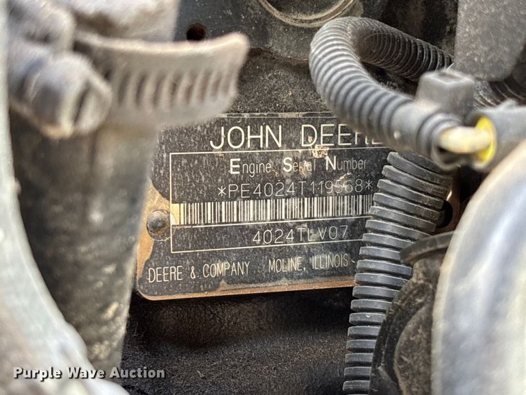 image for item EA4830 2007 John Deere 4520 MFWD tractor