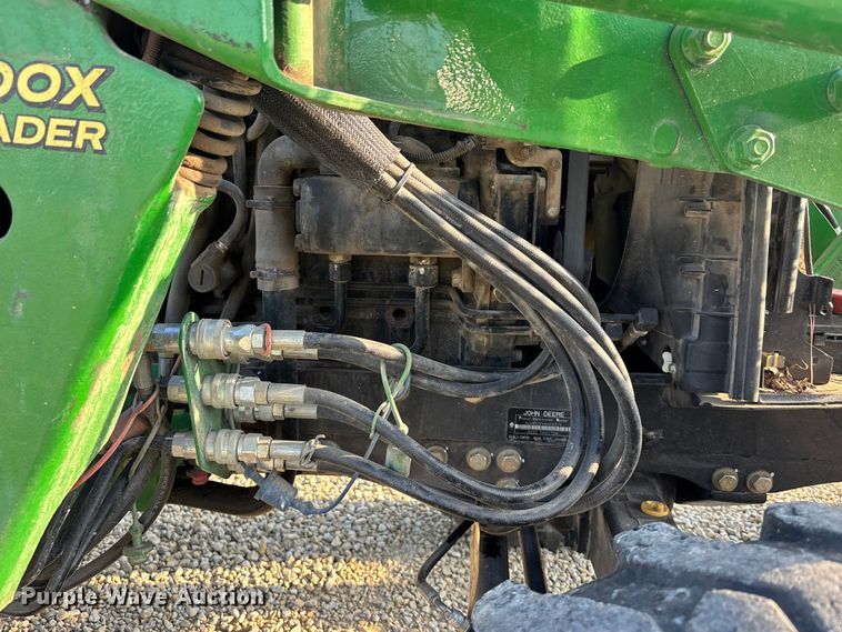 image for item EA4830 2007 John Deere 4520 MFWD tractor