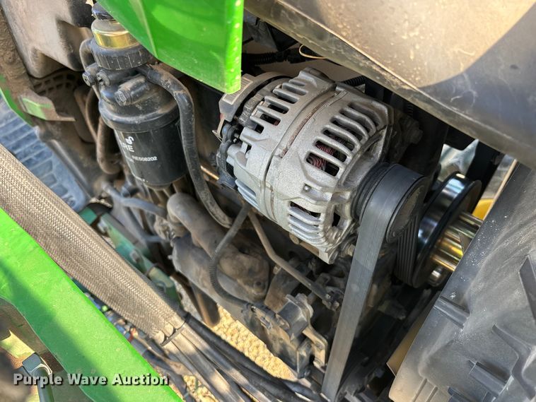 image for item EA4830 2007 John Deere 4520 MFWD tractor