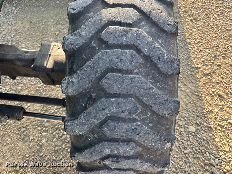 image for item EA4830 2007 John Deere 4520 MFWD tractor