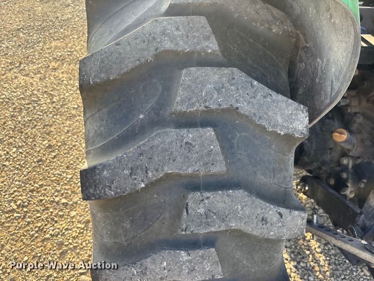 image for item EA4830 2007 John Deere 4520 MFWD tractor