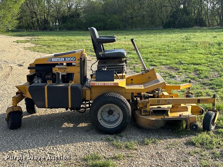 image for item EA4831 Hustler 3200 ZTR lawn mower