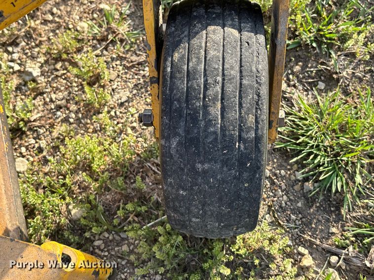 image for item EA4831 Hustler 3200 ZTR lawn mower