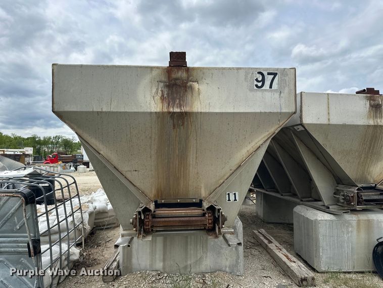 image for item EA4844 Monroe MV-192-78-56-M0/304 spreader