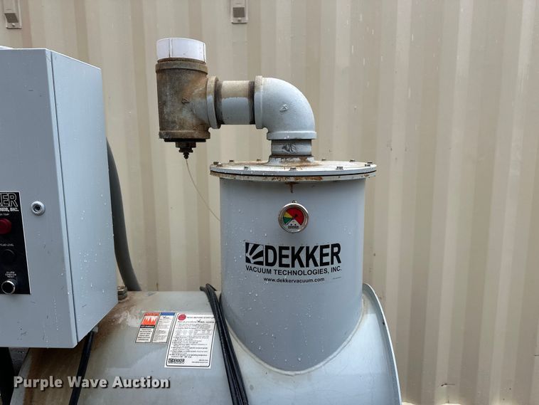 image for item EA4848 2007 Dekker VMX00553KA1-00 vacuum pump
