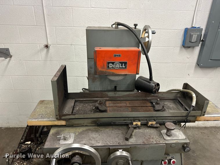 image for item EA4849 DoALL VS612-2 grinder