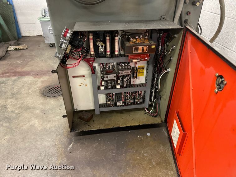 image for item EA4849 DoALL VS612-2 grinder