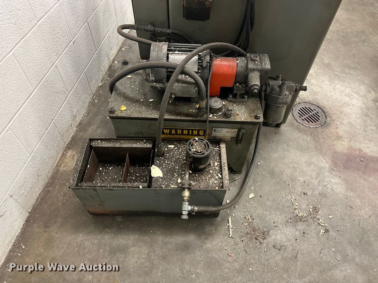 image for item EA4849 DoALL VS612-2 grinder