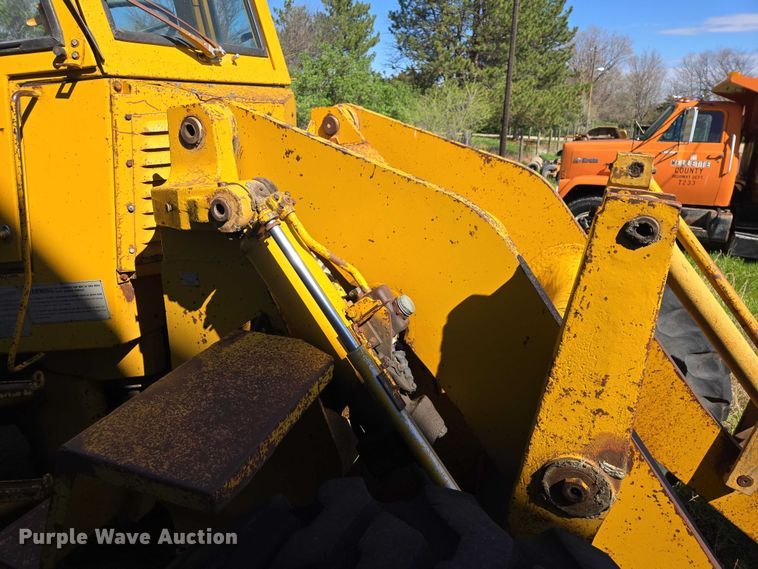 image for item EB1428 Caterpillar 930 wheel loader
