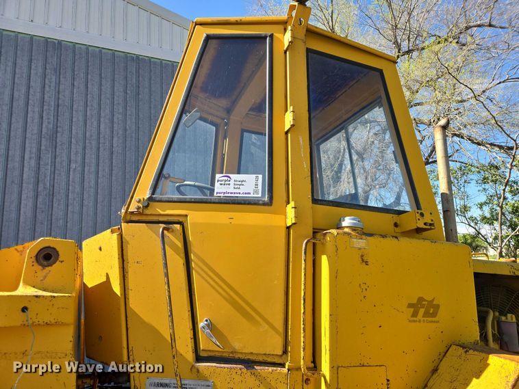 image for item EB1428 Caterpillar 930 wheel loader