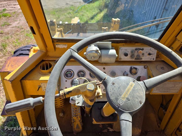 image for item EB1428 Caterpillar 930 wheel loader